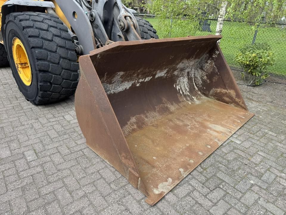 Volvo FL 290 L90E Shovel loader