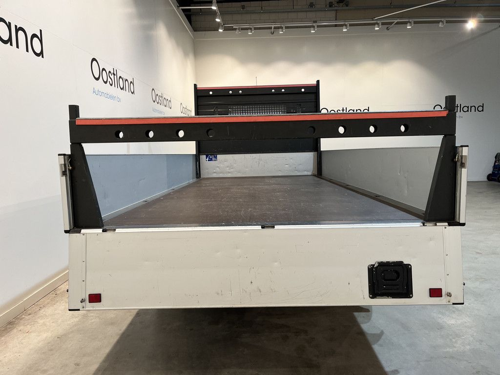 Mercedes-Benz Sprinter 315 CDI L3 RWD Open Laadbak / Euro 6 / Airco / MBUX / CarPlay / Navigatie / 3-Zits / 82.000 KM !!