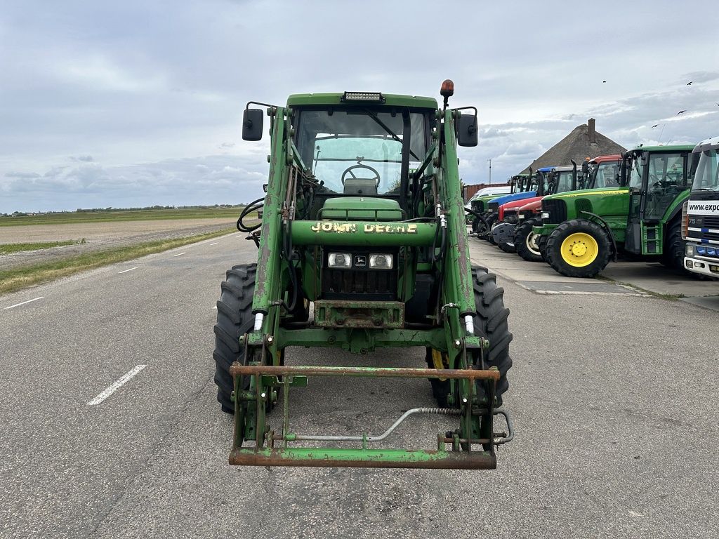John Deere 6100