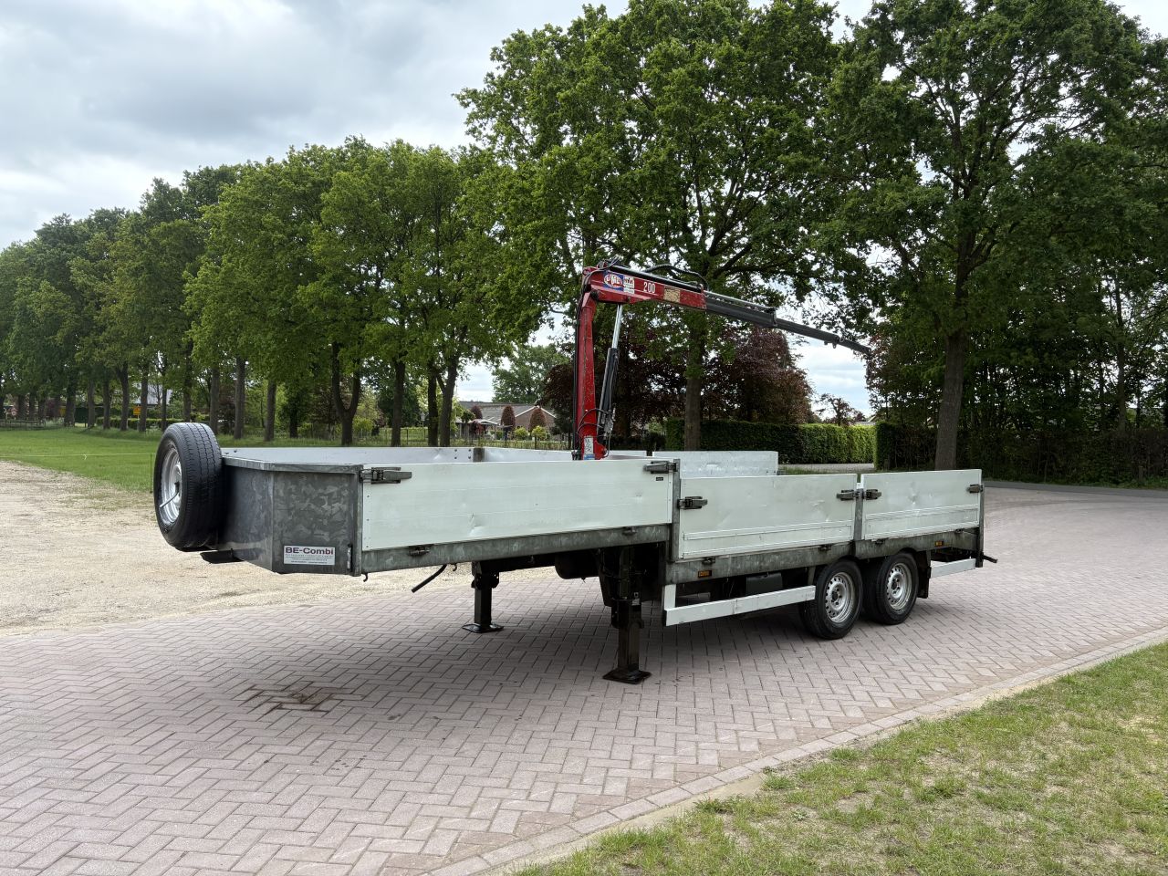 Be oplegger KUIPER 5.3 TON met aluminium luiken KRAAN