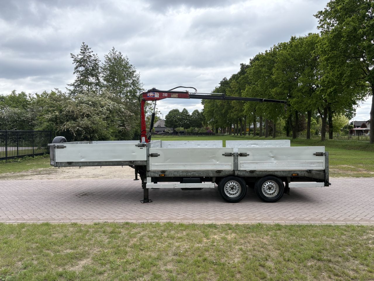 Be oplegger KUIPER 5.3 TON met aluminium luiken KRAAN