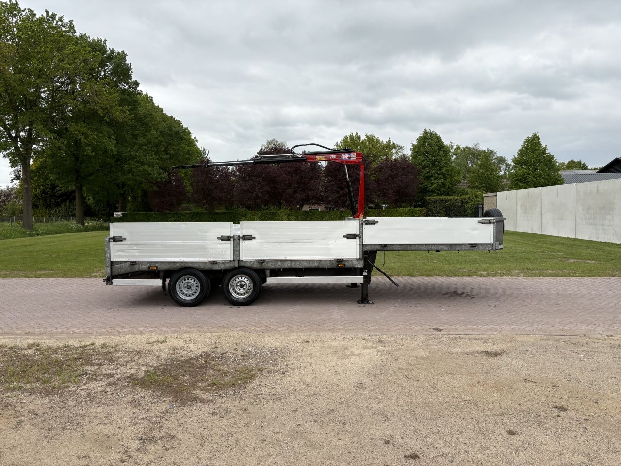 Be oplegger KUIPER 5.3 TON met aluminium luiken KRAAN
