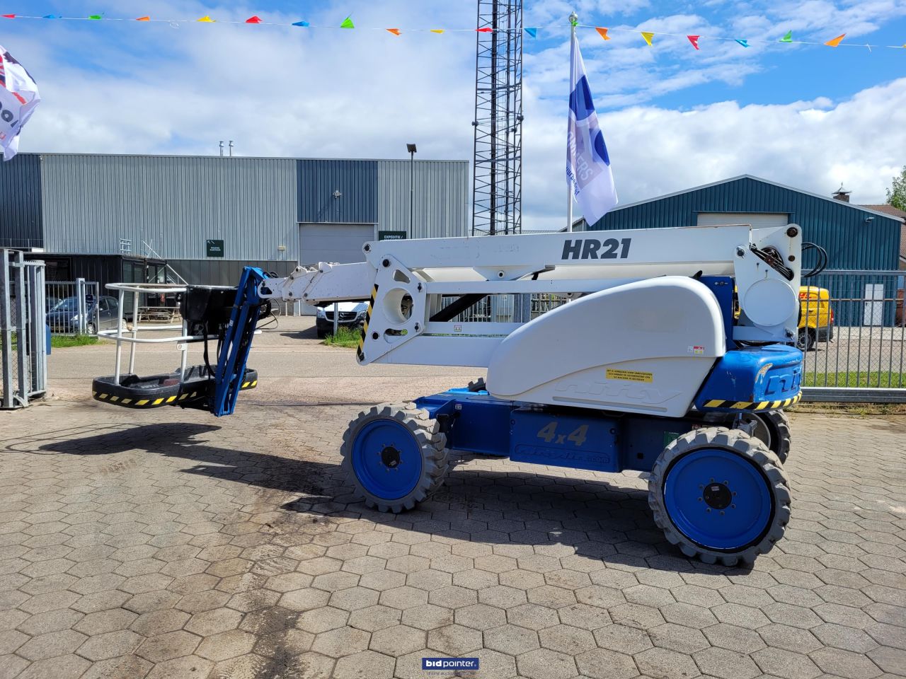 NIFTY HR 21 4X4 knikarm hoogwerker