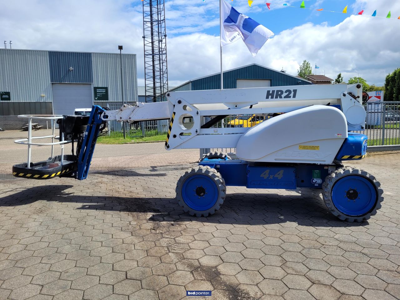 NIFTY HR 21 4X4 knikarm hoogwerker