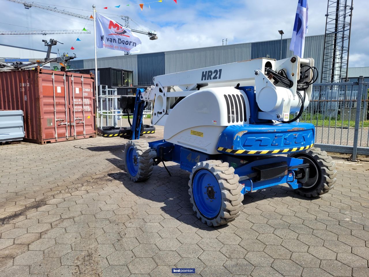 NIFTY HR 21 4X4 knikarm hoogwerker