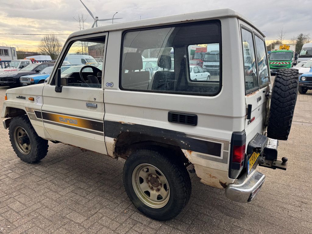 Toyota Land Cruiser **J70-DIESEL**