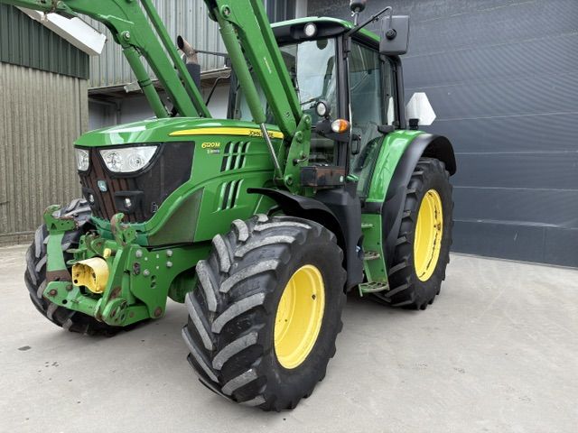 John deere 6120M