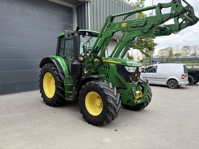 John deere 6120M