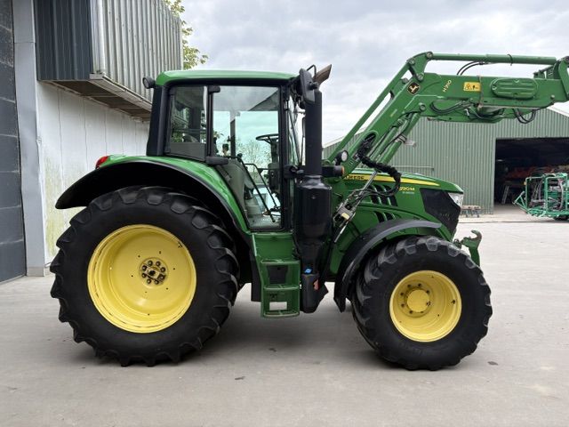 John deere 6120M