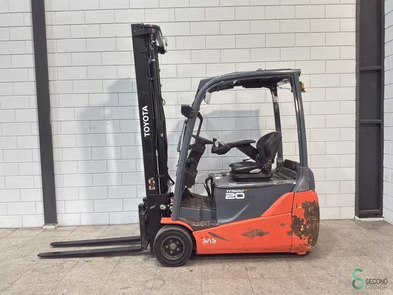 Heftrucks Elektrisch Toyota 8 FBET 20 2012