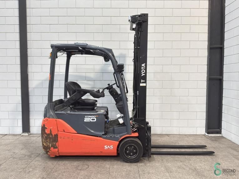 Heftrucks Elektrisch Toyota 8 FBET 20 2012