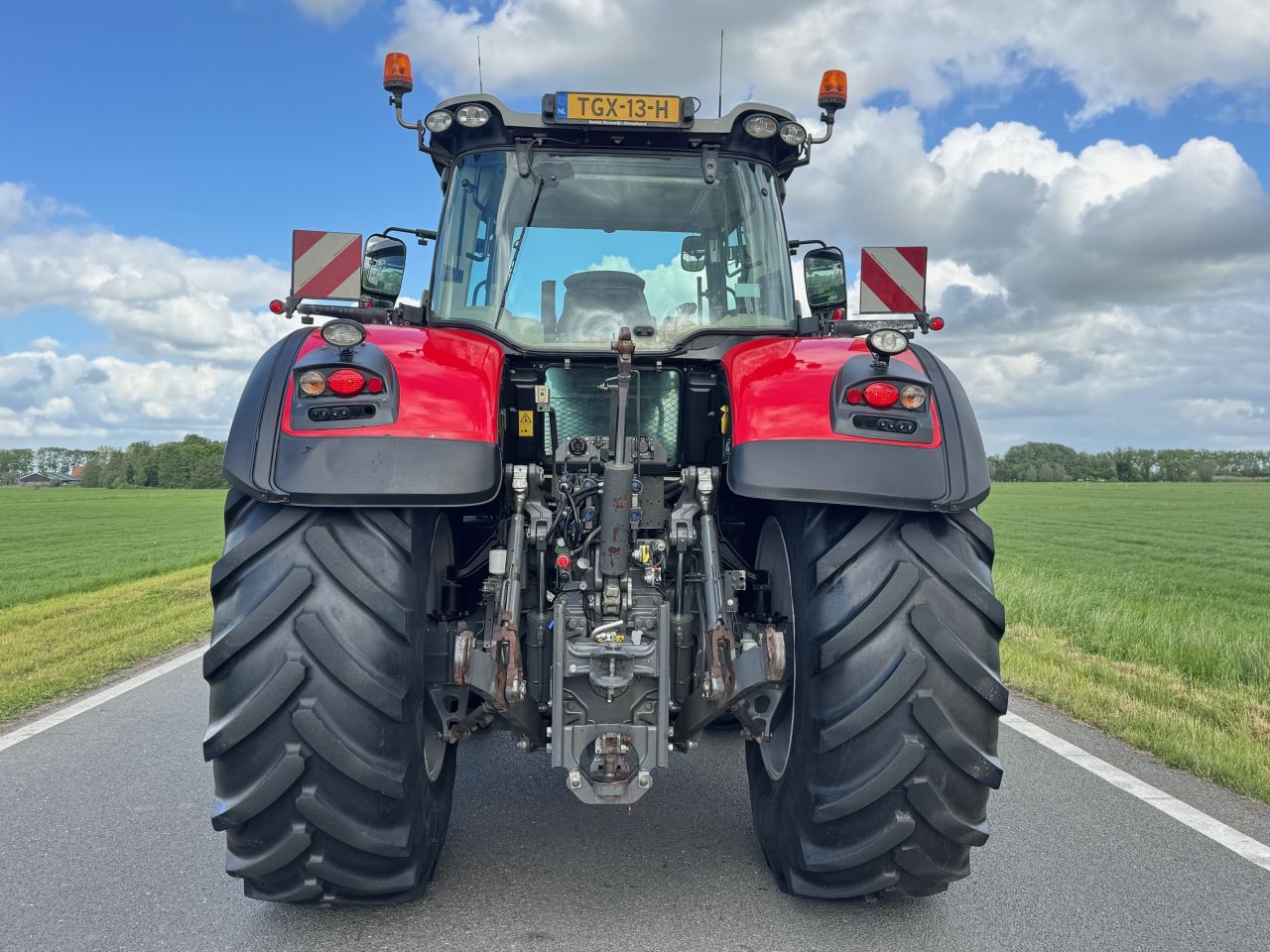 Massey Ferguson 8727S Dyna-VT