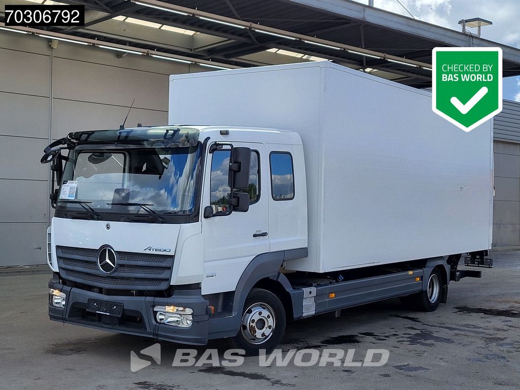 Mercedes Atego 821 4X2 8tonner Automatic crewcab 6 seats 1000kg Ladebordwand Euro 6