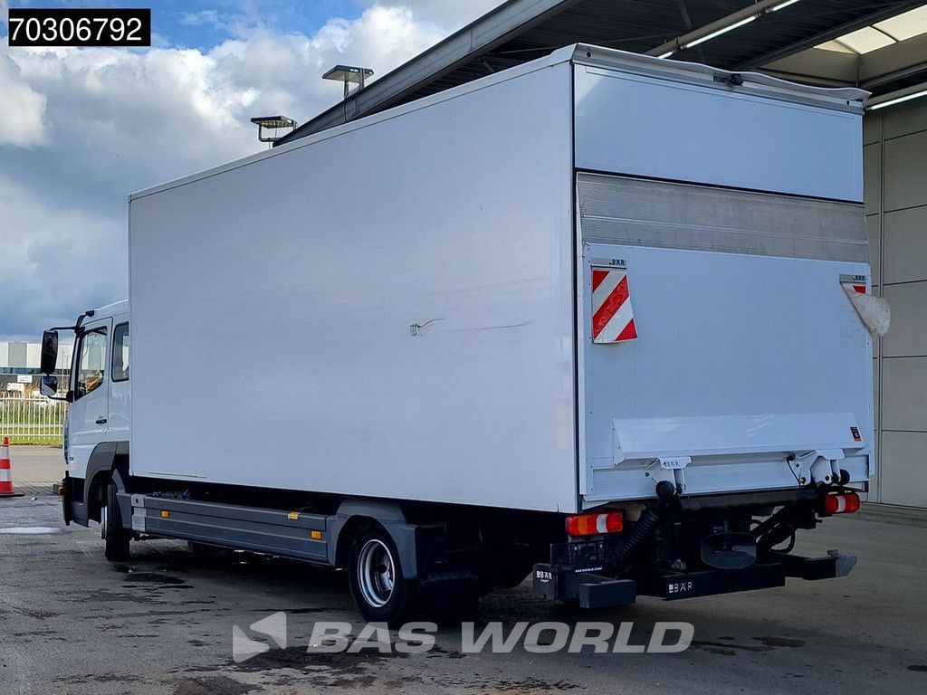 Mercedes Atego 821 4X2 8tonner Automatic crewcab 6 seats 1000kg Ladebordwand Euro 6