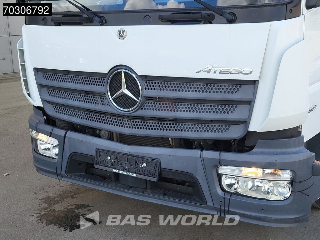 Mercedes Atego 821 4X2 8tonner Automatic crewcab 6 seats 1000kg Ladebordwand Euro 6