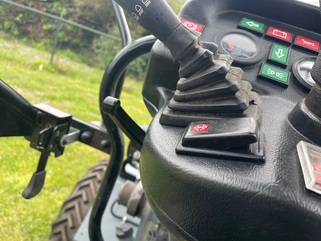 Giant G1500 Xtra kniklader