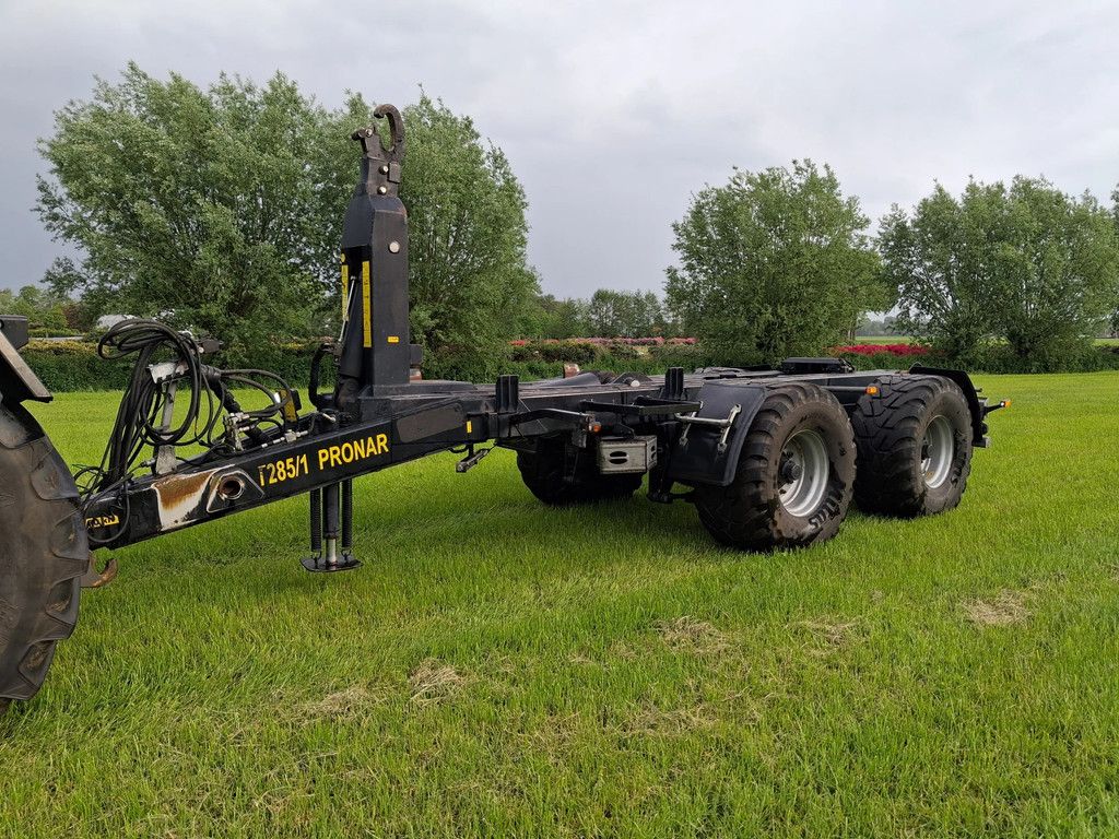 Pronar T285/1 T285 haakarm/kipper/container hydro geremd gestuurd