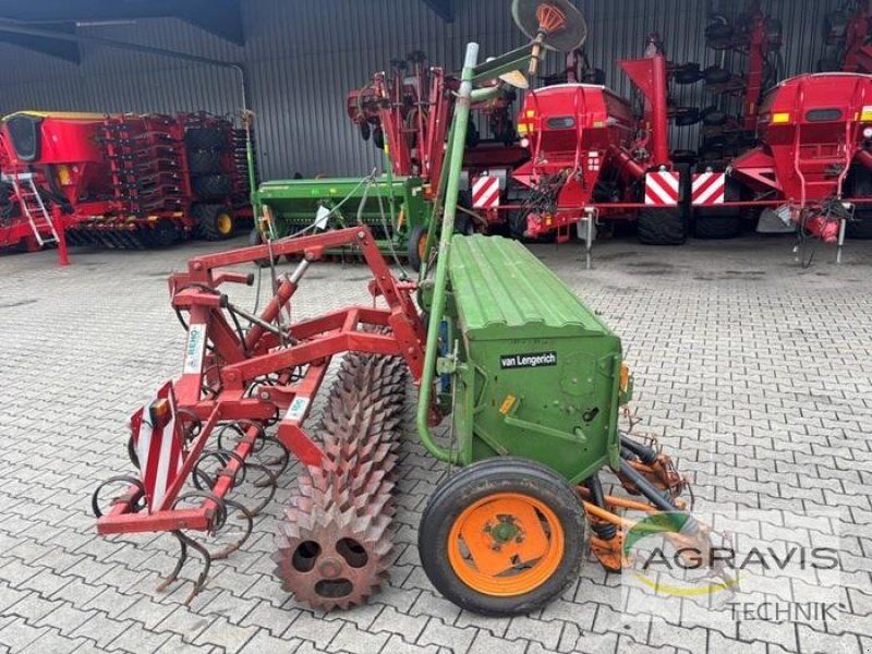 Amazone D8-30 SPECIAL + Grubber