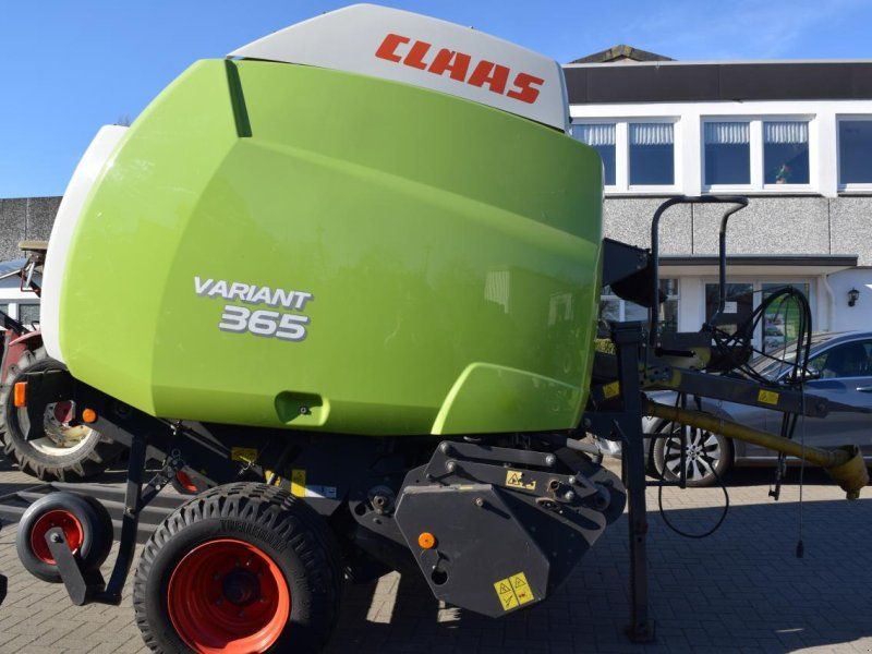 Claas Variant 365 RC