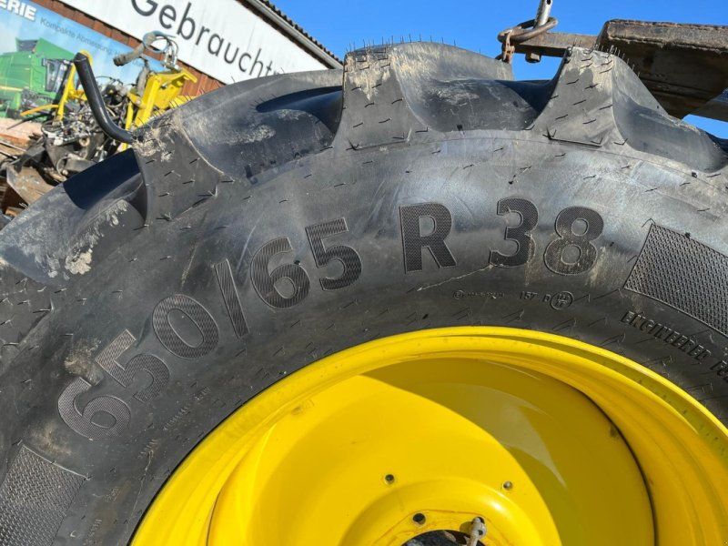 Continental 650/65 R38 TractorMaster 157D / 160 A8