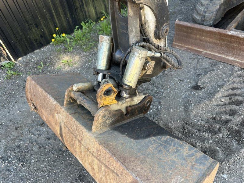 Bobcat E26