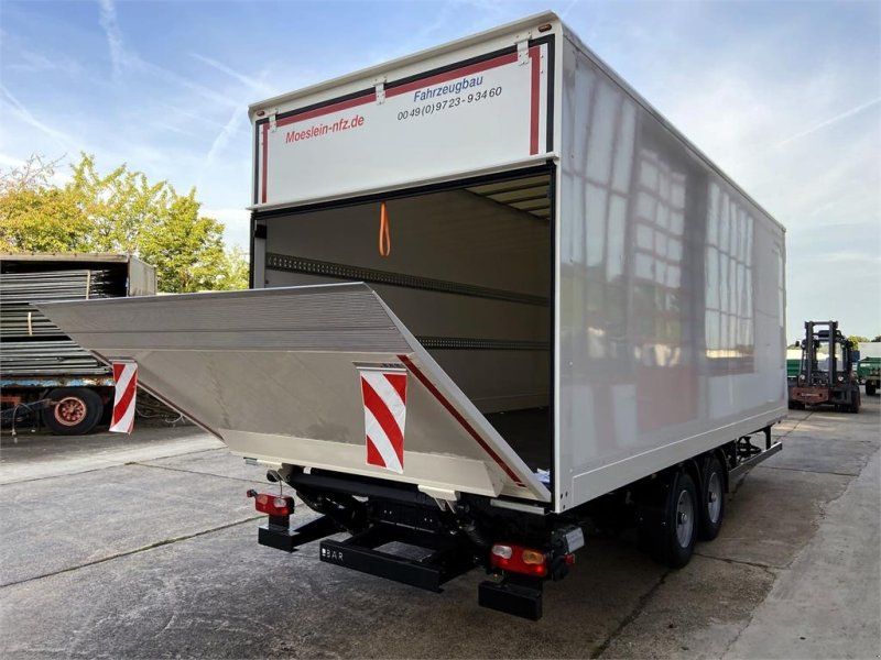 Möslein TK0105D-L Weiß Tandem Koffer, Ladebordwand 1,5 t