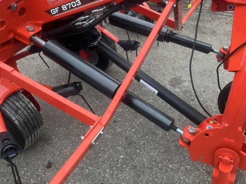 Kuhn gf 8703