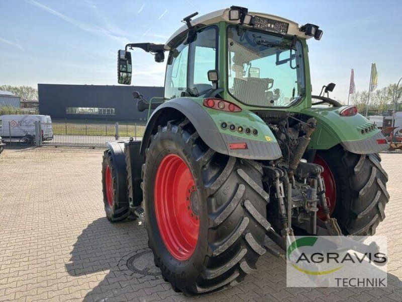 Fendt 724 VARIO S4 Profi