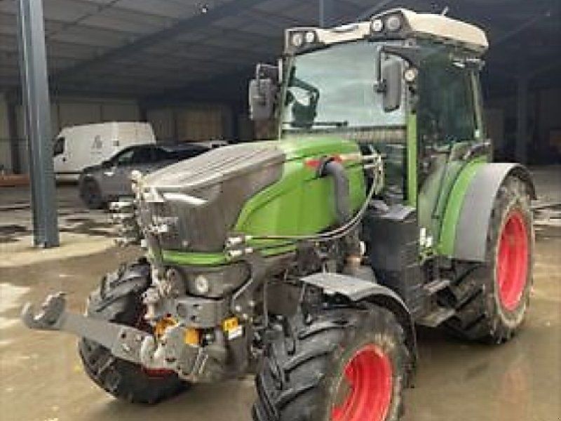 Fendt 211P PROFI +