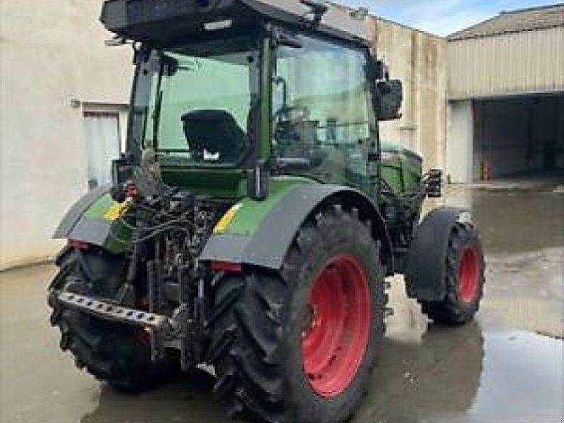 Fendt 211P PROFI +