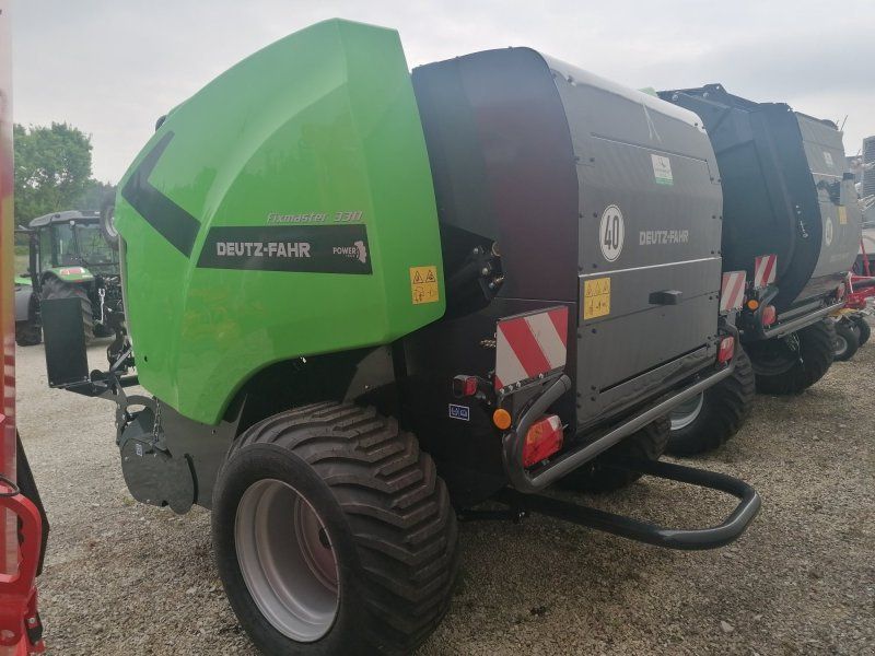 Deutz-Fahr / Kuhn Fixmaster 330 mit ticut 14