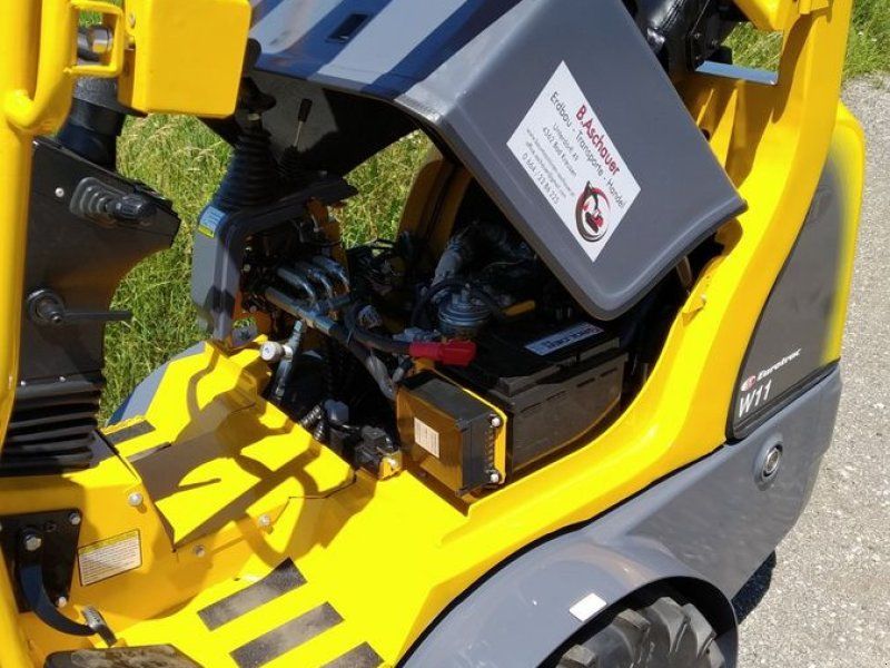 Eurotrac W11 Vorführer mit Schaufel ohne Kabine