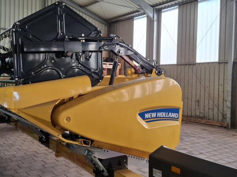New Holland 760 CG 7,62M/25FT VF