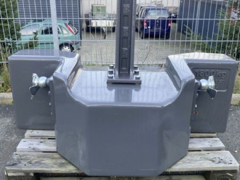 Fendt GEWICHT 1800 KG