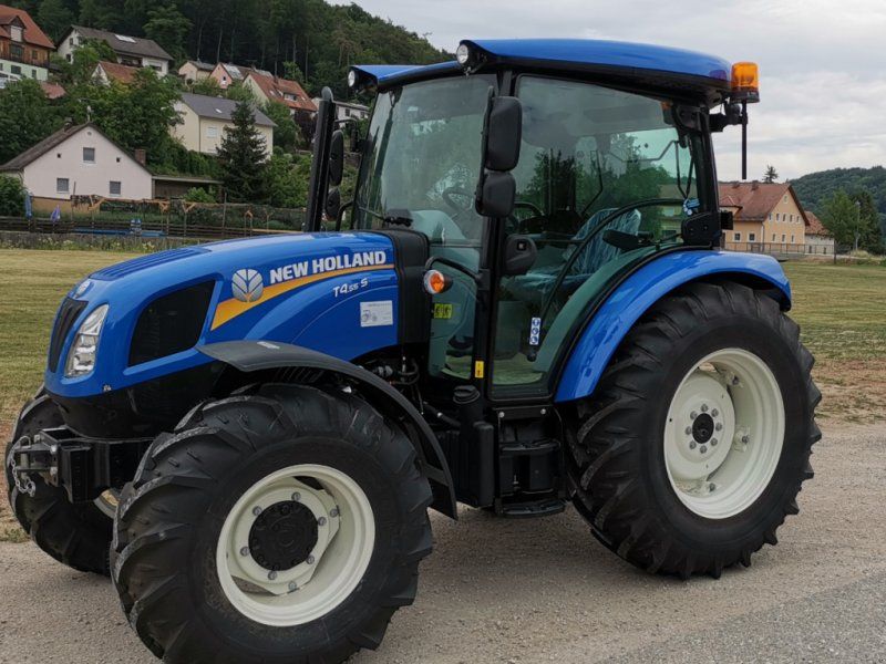 New Holland T4.55S