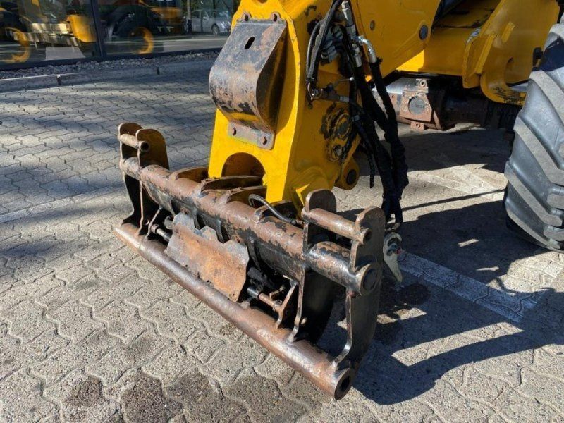 JCB TM 220 TELESKOPRADLADER 40 KM/H