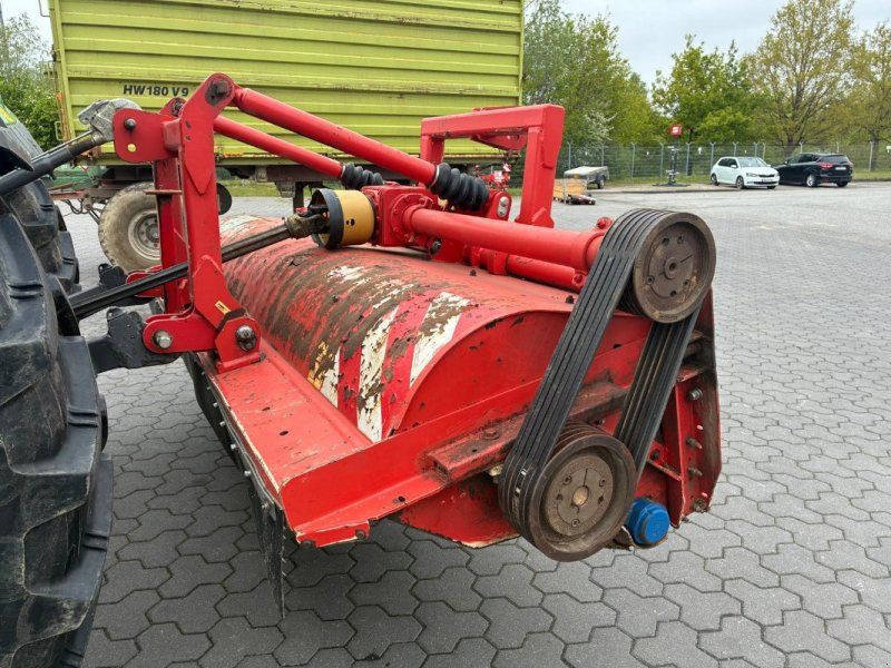 Dücker UM 30