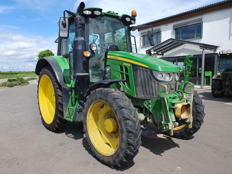 John Deere 6120M AP
