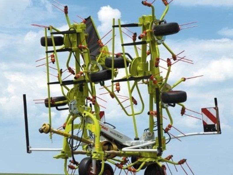Claas Volto 900
