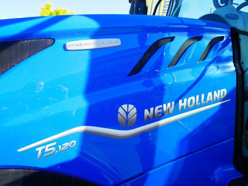 New Holland T5.120 Dynamic Command (Stage V)