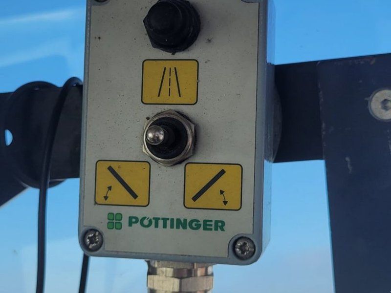 Pöttinger Top 842