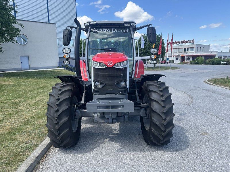 Massey Ferguson 6S.135