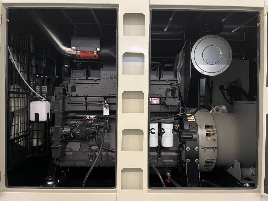Cummins KTAA19-G6A - 700 kVA Generator - DPX-19848