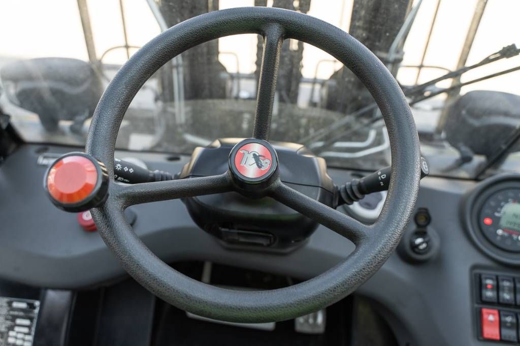 Manitou MC 30-4