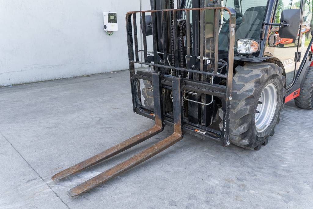Manitou MC 30-4