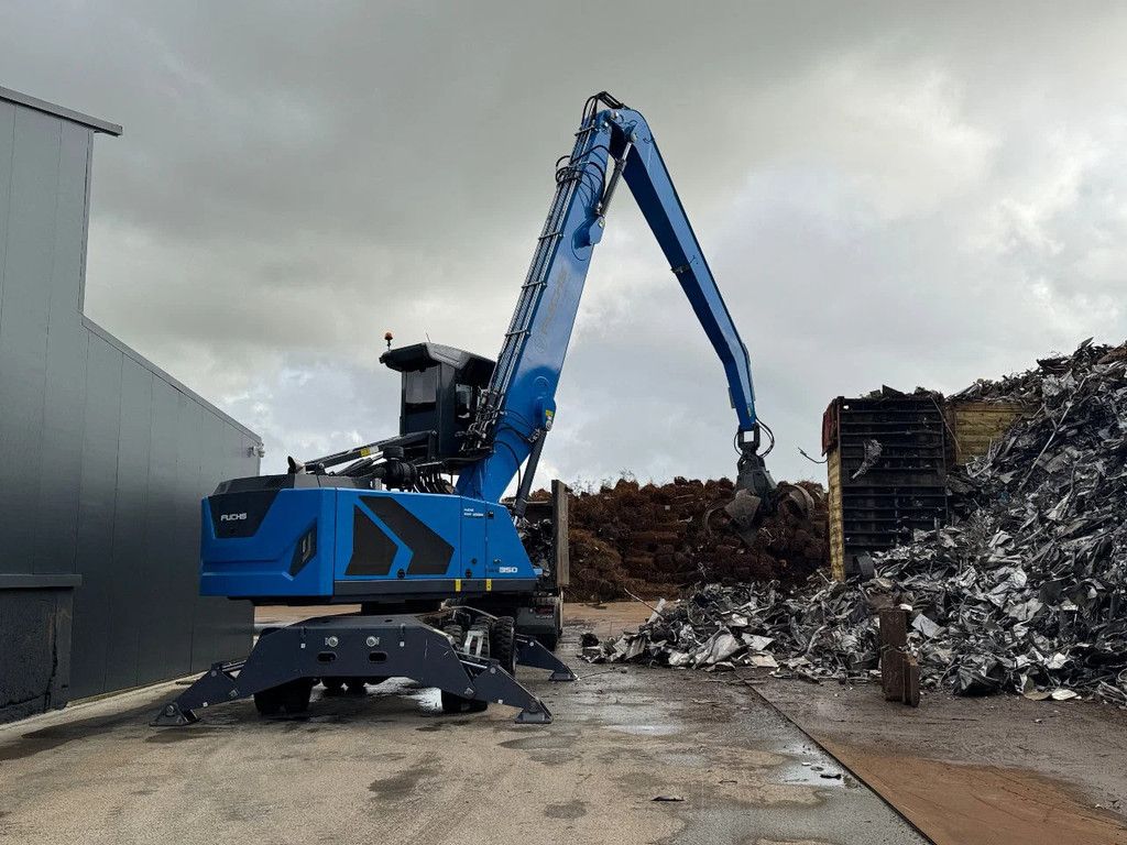 Fuchs MHL 350 G ARM 16.2 METER