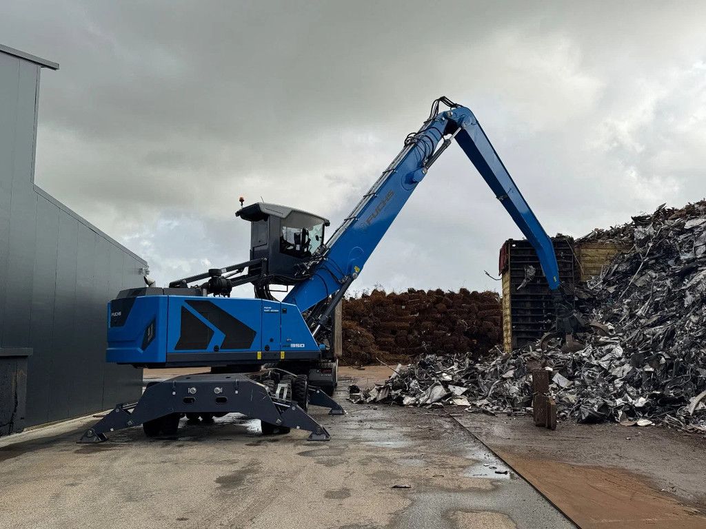 Fuchs MHL 350 G ARM 16.2 METER