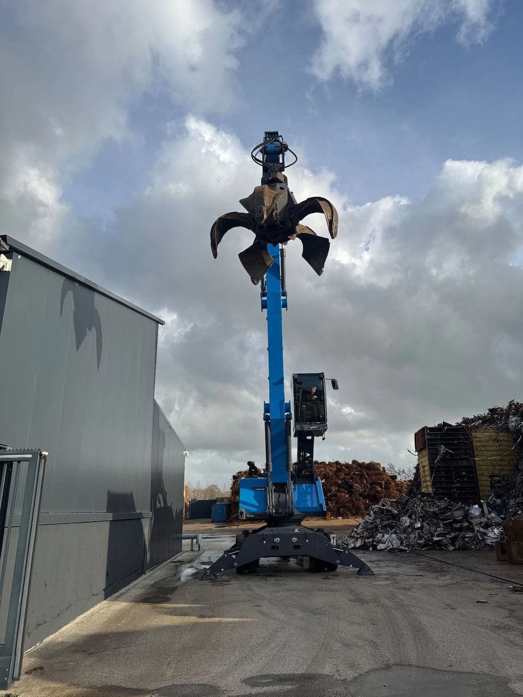 Fuchs MHL 350 G ARM 16.2 METER