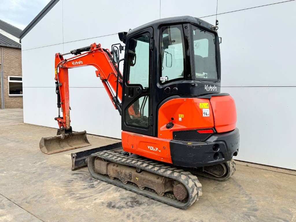 Kubota KX 037-4 - Hammer Lines / Quick Coupler