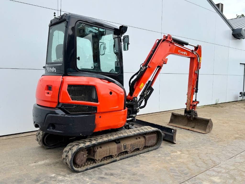 Kubota KX 037-4 - Hammer Lines / Quick Coupler